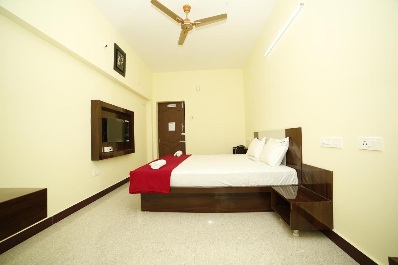 Hotel Akash Residency Rāmeswaram Esterno foto